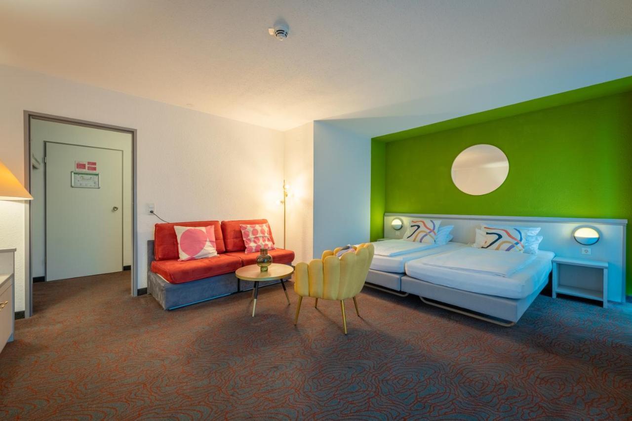 Hessenland Hotel Kassel Innenstadt By Stay Awesome Экстерьер фото
